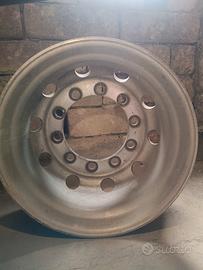 Cerchi in lega camion 