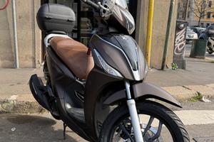 Kymco People 150i ABS