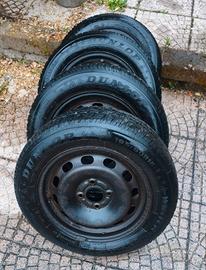 Gomme invernali complete di cerchi 195 60 R15 88T 