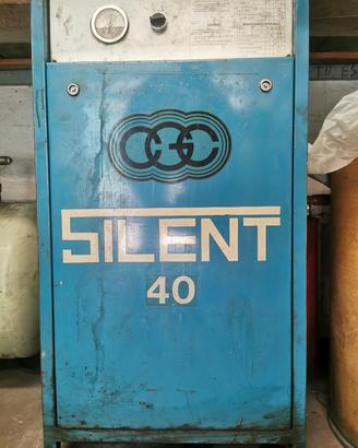COMPRESSORE SILENZIATO 3,5HP A PISTONE 