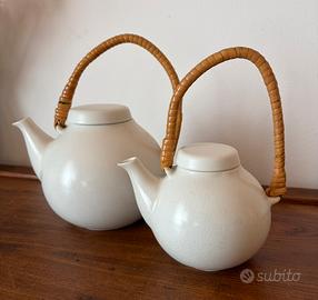 Coppia di teiere vintage