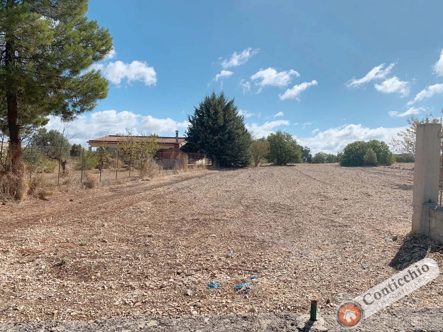 Terreno, possibilità di realizzare un Villino - Altro