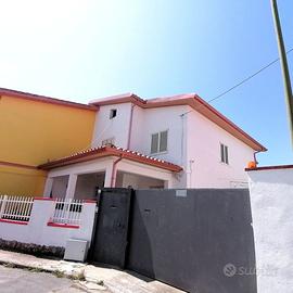 Villa bifamiliare in Via Costituzione SG Suergiu