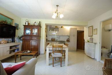 Appartamento di 60 m² con 3 locali e box auto a Sa