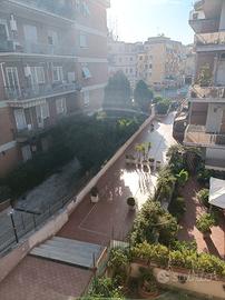Appartamento a 5 mim da Battistini Metro A