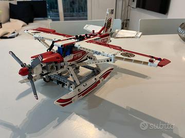 Lego Technic Fire Plane Idrovolante Truck 42040