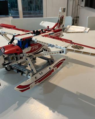 Lego Technic Fire Plane Idrovolante Truck 42040