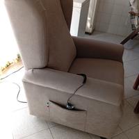 poltrona relax a 2 motori.
