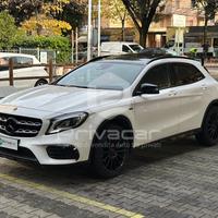 MERCEDES GLA 200 Premium