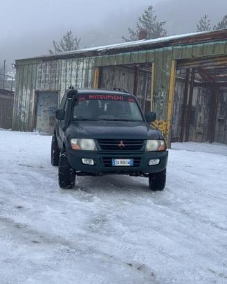 Pajero v60 2.5
