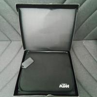 custodia netbook KTM