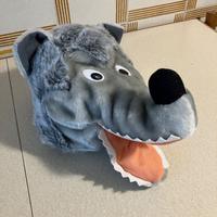 cappello peluche lupo grigio