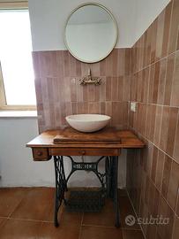 Mobile bagno unico con base Singer originale