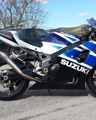 Suzuki GSX-R1000 K3 2004 – 3990€