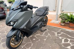 Tmax 560