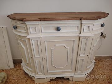 Credenza elegante 