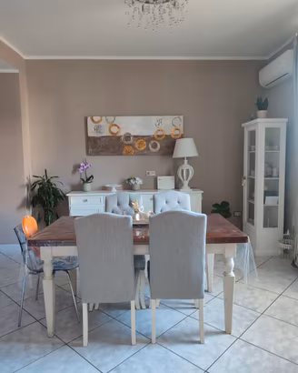Tavolo da pranzo