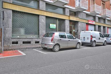 NEGOZIO A CIGLIANO