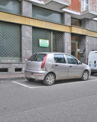 NEGOZIO A CIGLIANO