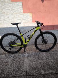 bici cross-country taglia L
