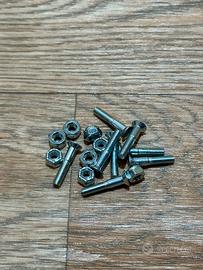 Set di viti per skateboard