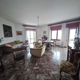 5 LOCALI A CASTELFORTE