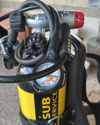 Bombola sub+erogatore+porta bombola