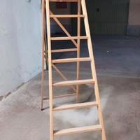 Scala in legno 7 gradini altezza 1.80m