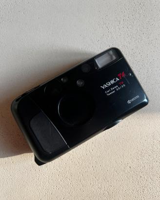 Yashica T4