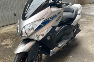 Yamaha Tmax 500