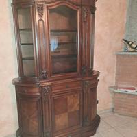 Vetrina in Rovere