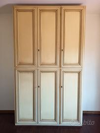 Armadio in legno