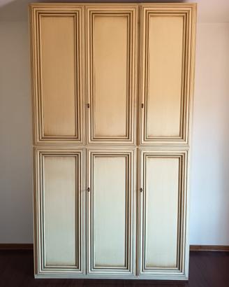 Armadio in legno