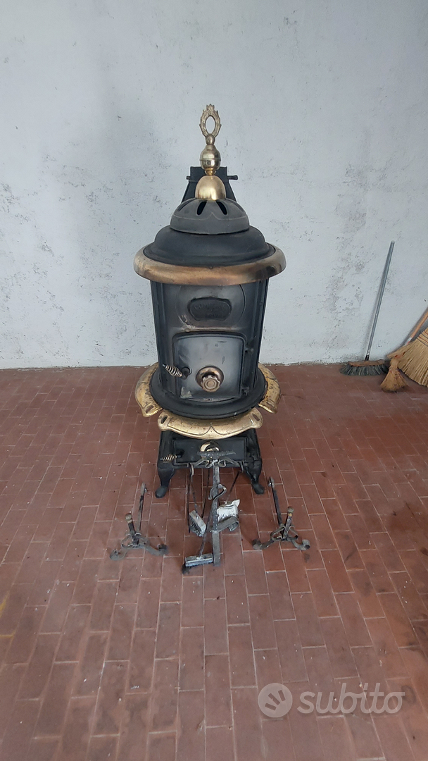 Stufa a legna Comfort Stove in ghisa - Arredamento e Casalinghi In vendita  a Vercelli