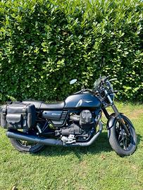 Moto Guzzi V7 III stone