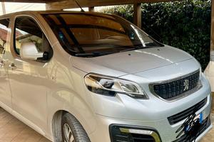 Peugeot traveller