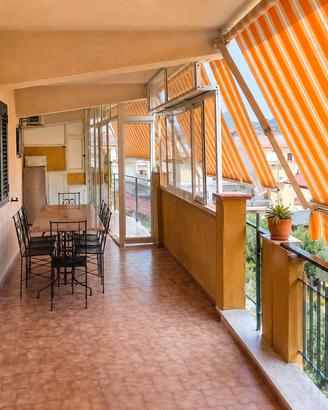 Appartamento con ampio terrazzo