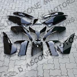 KIT CARENE IN O-F-F-E-R-T-A TMAX 08-11 NERO LUCIDO