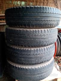 gomme Michelin 215 75 16 CP