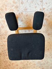 sedia ergonomica a dondolo con appoggio ginocchia
