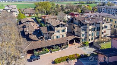 2 LOCALI A CADELBOSCO DI SOPRA