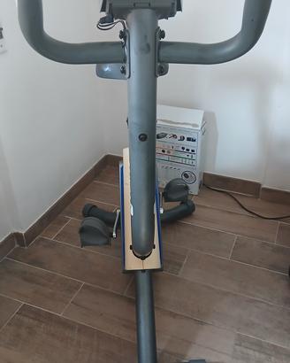 cyclette e omaggio lateral step