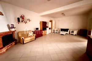 Villino in Trifamigliare - ESCLUSE AGENZIE