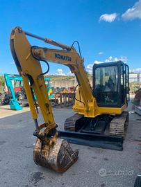 Escavatore 60 Qli komatsu Anno 2013