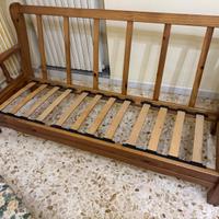 Divani in legno