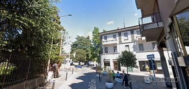 Stanza singola a Desio con bagno privato