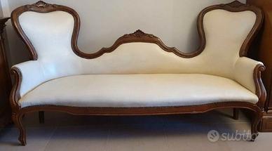 Divano stile Rococò