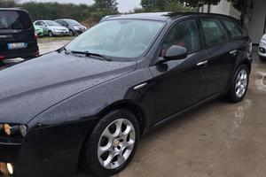 Alfa 159 tutta apena revisionata e batteria nuova