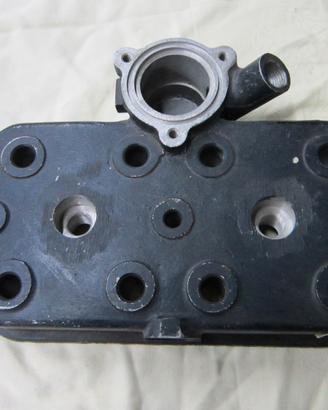 Testa Yamaha TZ 750