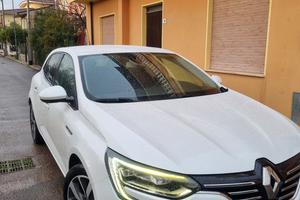 Renault Megane IV 1.5 BOSE Energy dCi 110 EDC